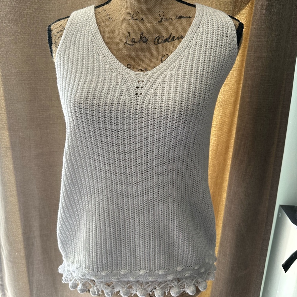 Lilly Pulitzer Jaya Fringed Pom Pom Knit Top Sleeveless - SMALL